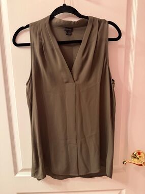 Theory Olive Green V-Neck Sleeveless Blouse